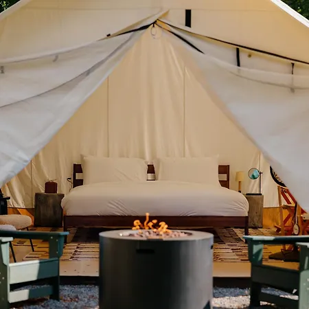 Hotel Dawn Ranch à Guerneville Extérieur photo